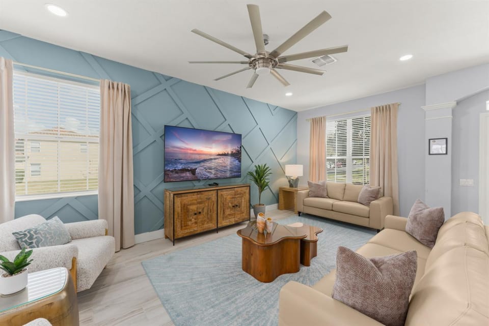World Cup availability Windsor Hills Resort No rear neighbors Huge pool deck House in Windsor Hills