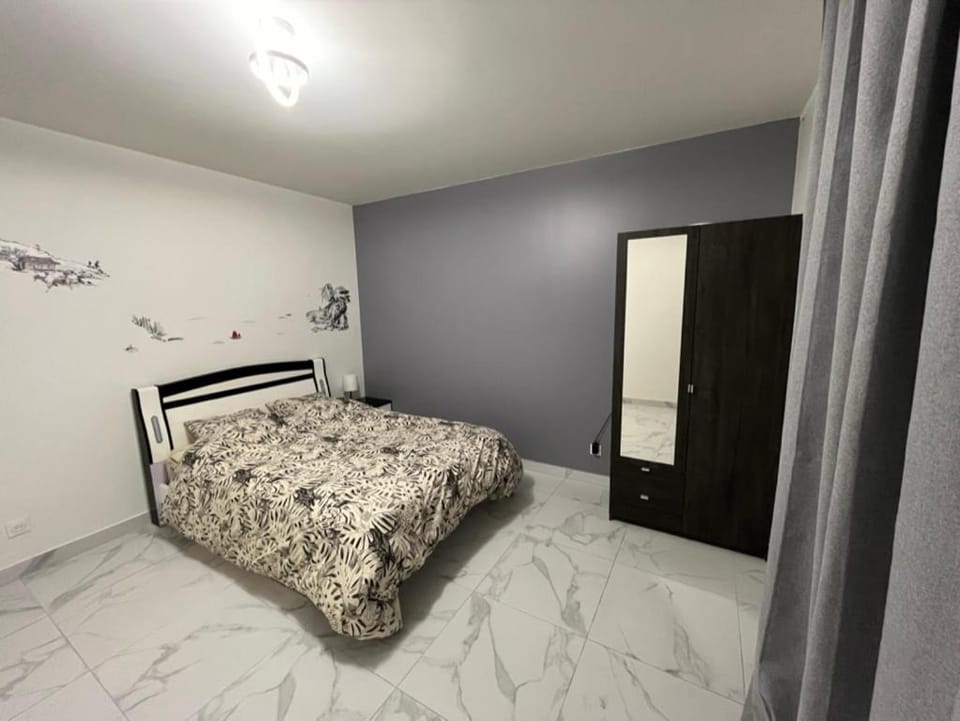 Logement Zen, cosy proche du RER avec parking privé Apartment in Île-de-France
