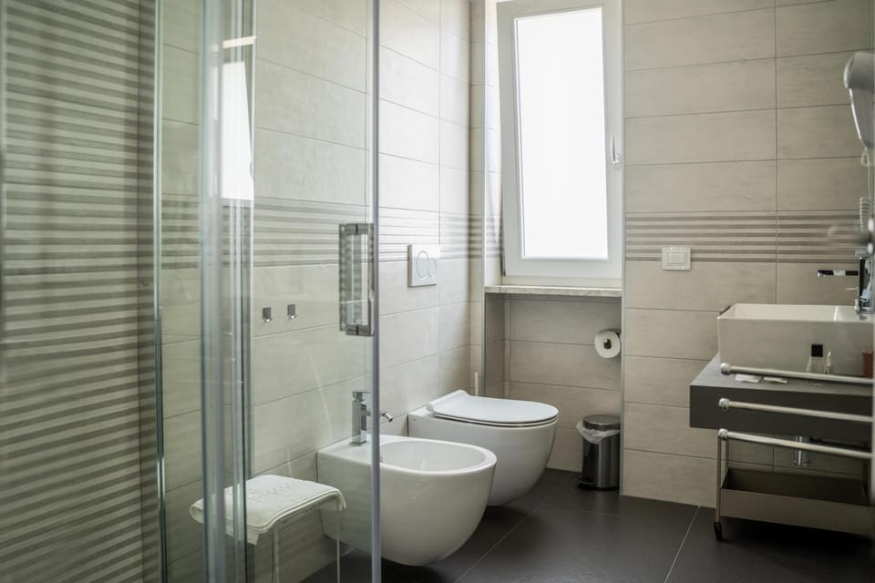 Shower, Toilet, Bathroom, bidet