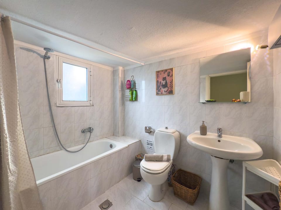 Toilet, Bathroom, Bath