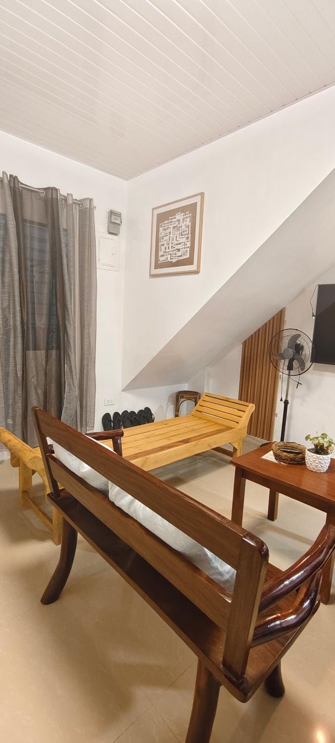 Z and J Transient House l- CDO Apartment in Cagayan de Oro
