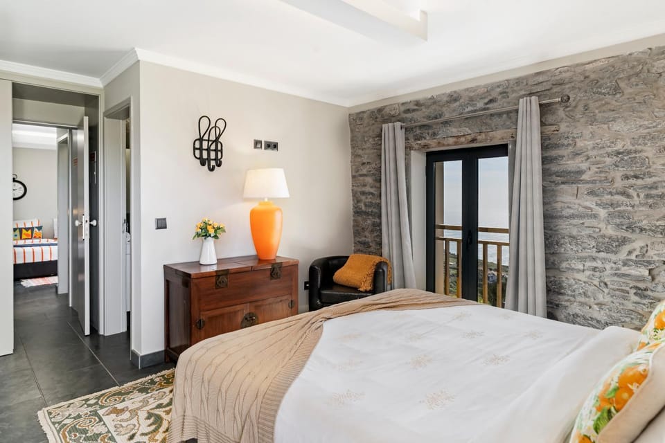 Villa Clementina | Cliffs&Ocean | Heated Pool Villa in Madeira District