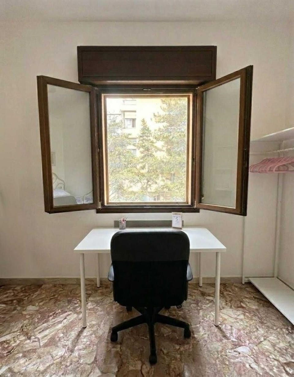 Bedroom, furniture