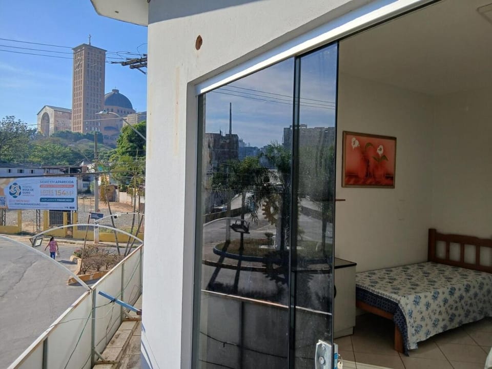 Sobrado Mãezinha Aparecida House in State of São Paulo