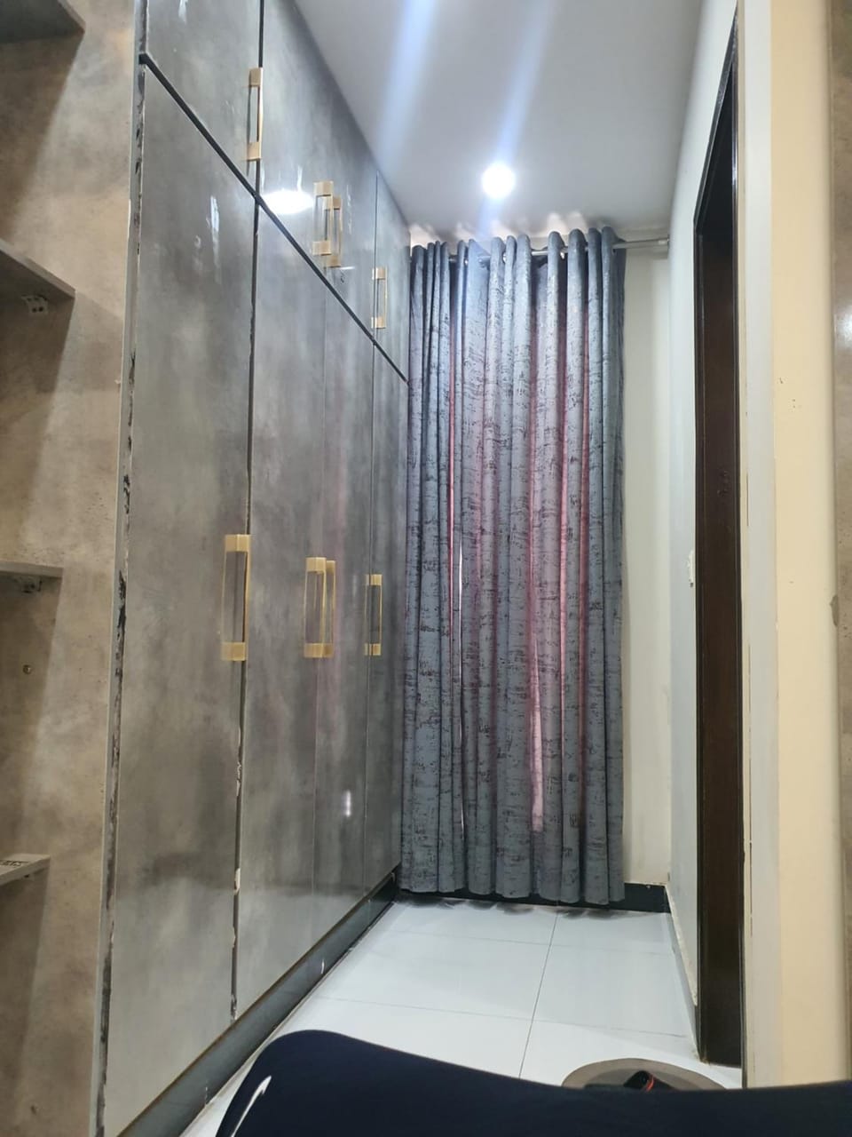 Shower, Bathroom, wardrobe