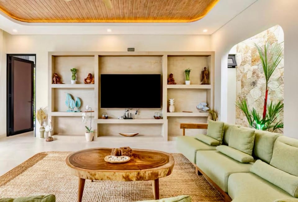 Communal lounge/ TV room, TV and multimedia, Living room, Seating area, Evening entertainment