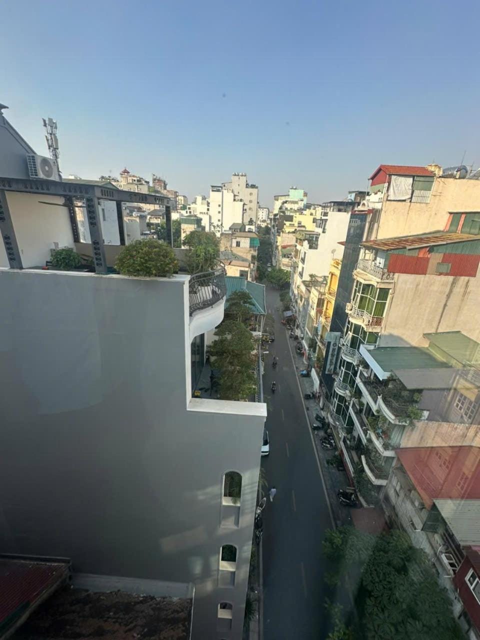 Property building, Day, Neighbourhood, Bird's eye view, City view, Street view