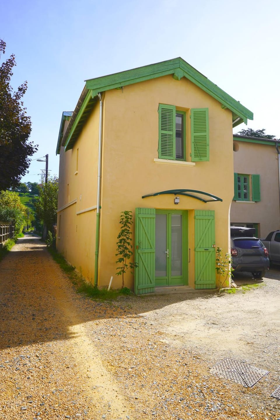 Studio neuf parking gratuit 15 minutes de Lyon Apartment in Lyon