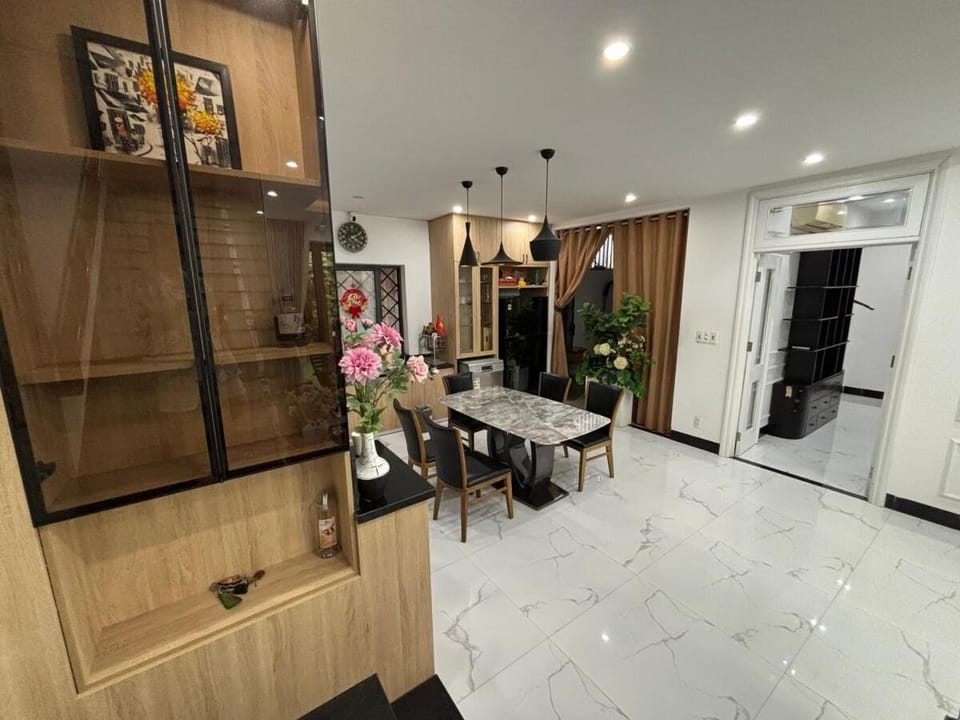 Star Sky Villa Hoa Xuan Da Nang with 4BR Villa in Da Nang