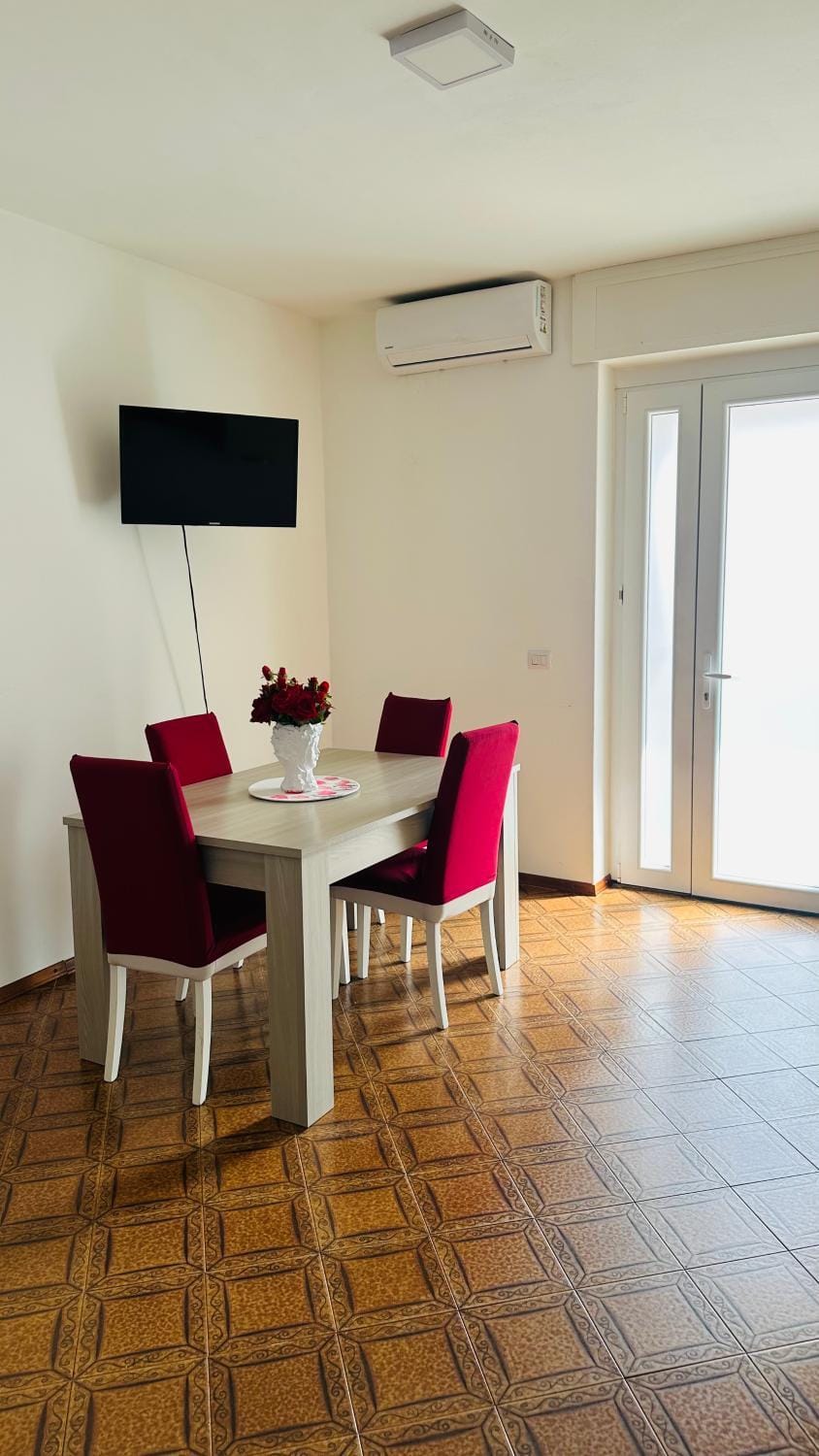 sole Apartment in Novara