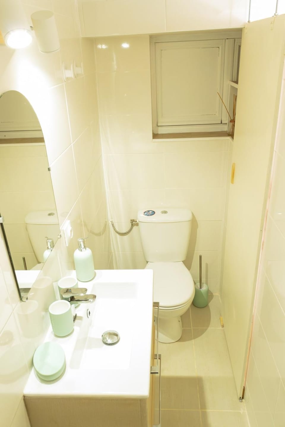 Chambre coté jardin Paris La Défense Arena Apartment in Sartrouville