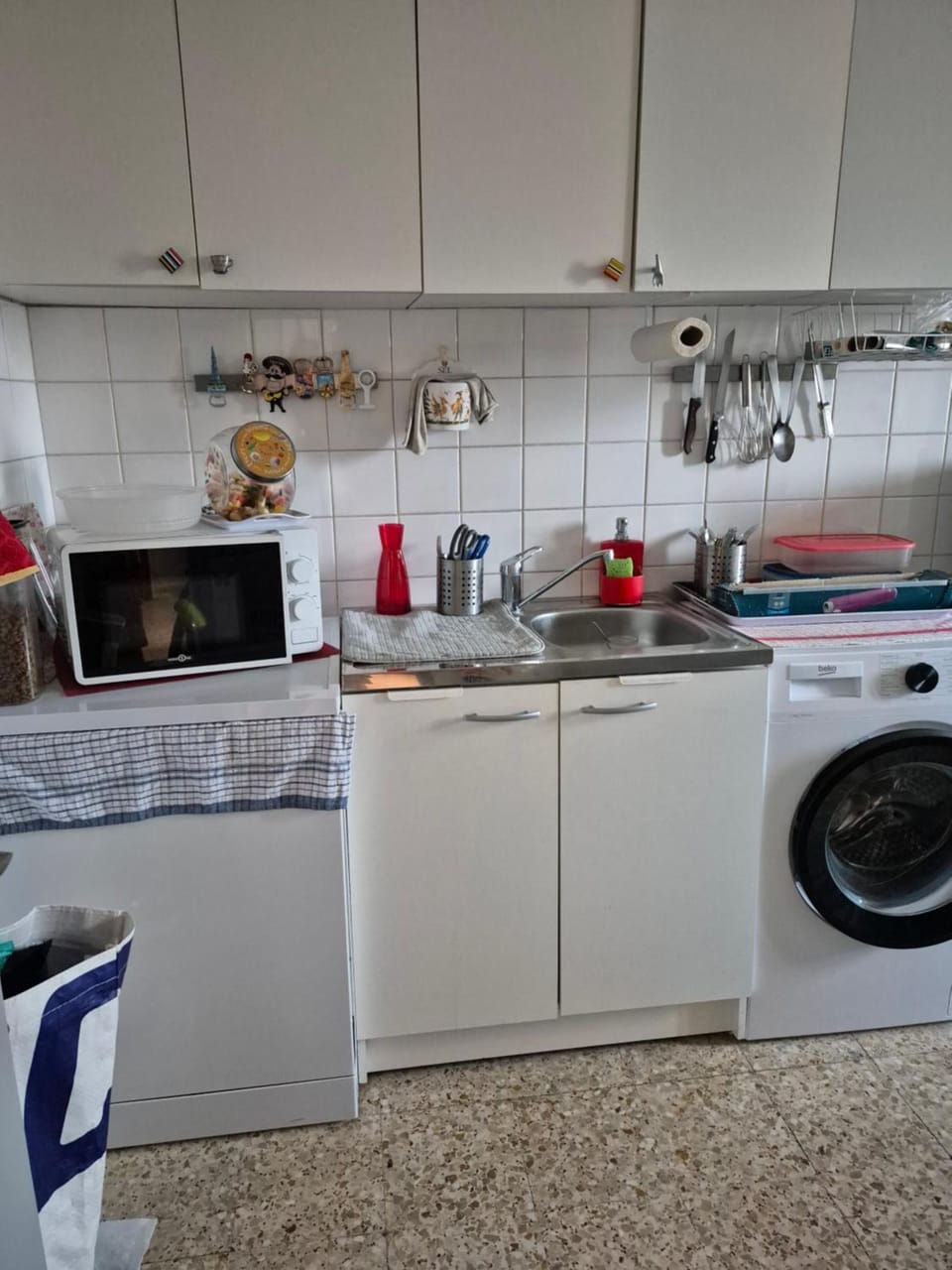 Chambre marignane uniquement le week-end et réservation que pour femme Apartment in Marignane