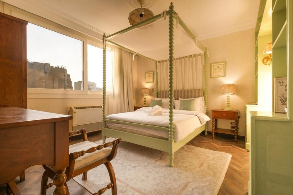 The Royal Tower View Elegant 3BR in Zamalek Apartment in Cairo