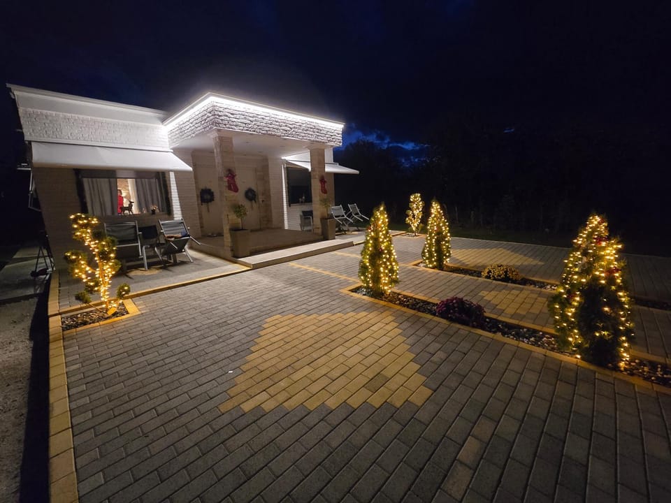 White House Apartment in Trikala