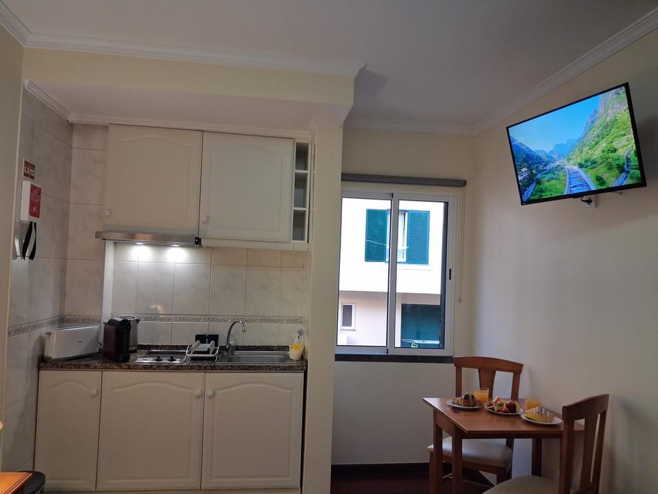 Ribeira Brava Studios - H Apartment in Madeira District