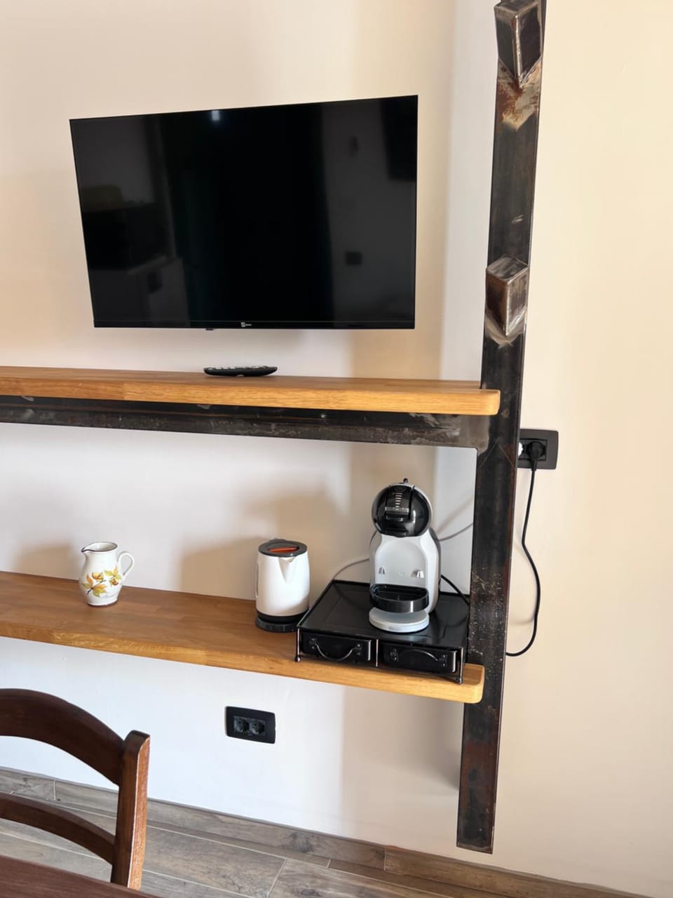 TV and multimedia, Coffee/tea facilities, Kitchen or kitchenette