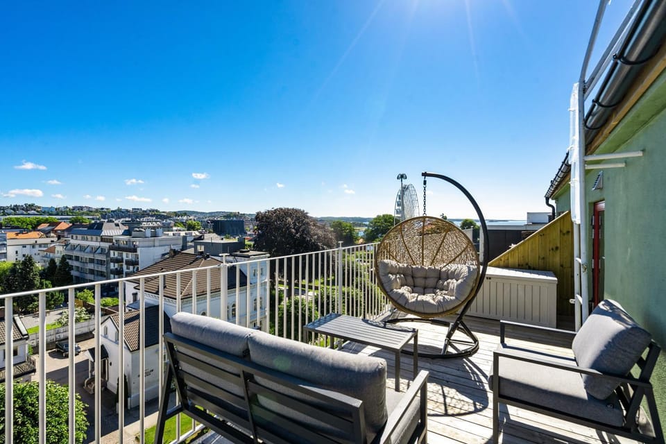 Patio, View (from property/room), Balcony/Terrace, Seating area