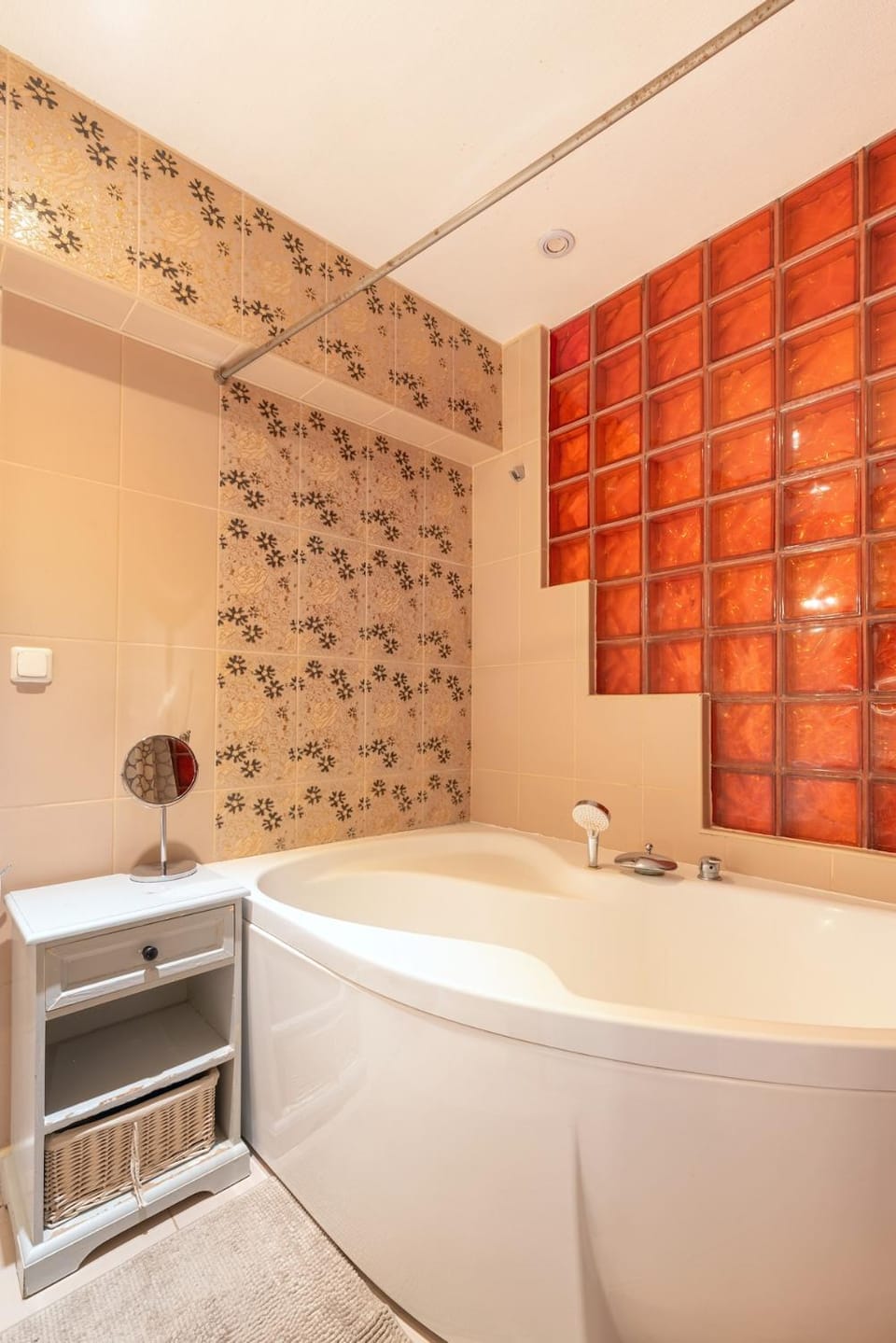 Bathroom, Bath