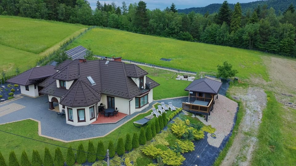 Dworek pod Jeżową Wodą House in Lesser Poland Voivodeship
