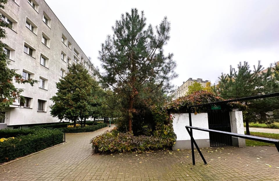 Property building, Garden