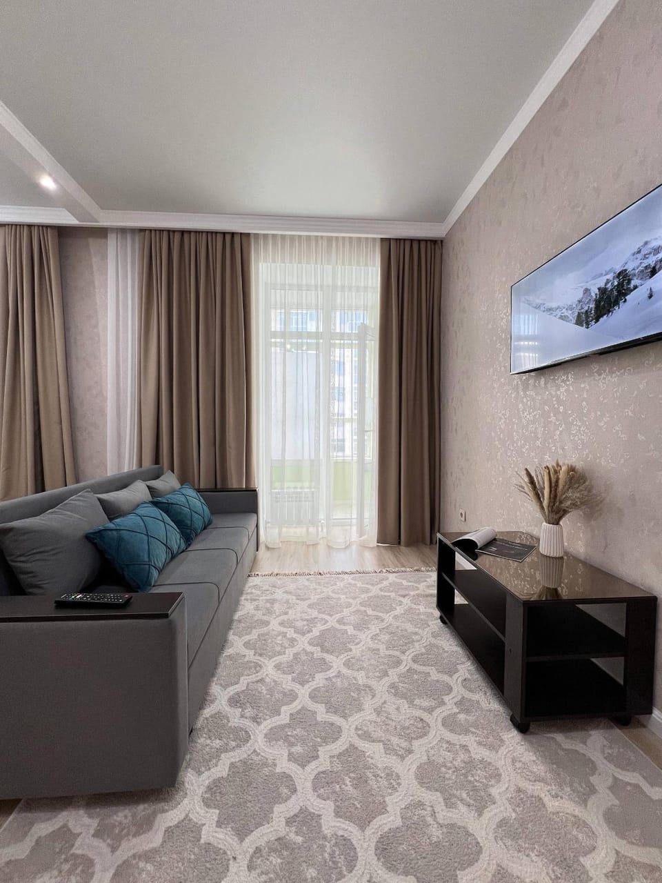 TV and multimedia, Seating area