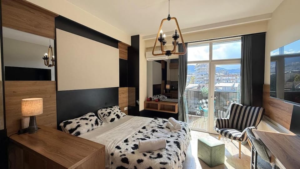 Hotel-Style Studio with City View, Bar, Restaurant, Casino & Room Service Apartment in Tbilisi, Georgia