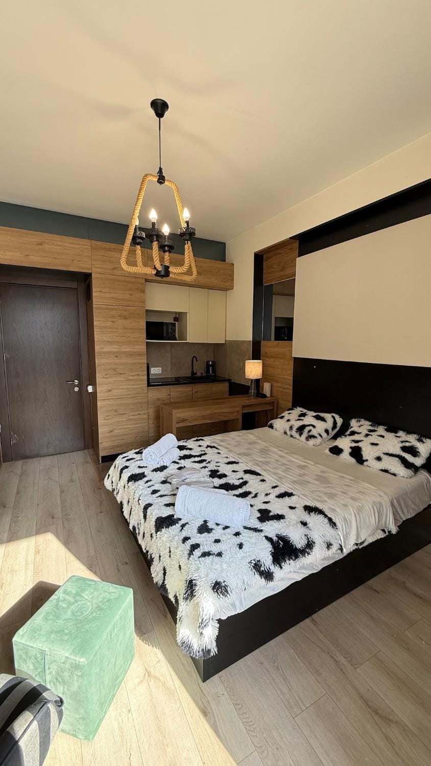Hotel-Style Studio with City View, Bar, Restaurant, Casino & Room Service Apartment in Tbilisi, Georgia