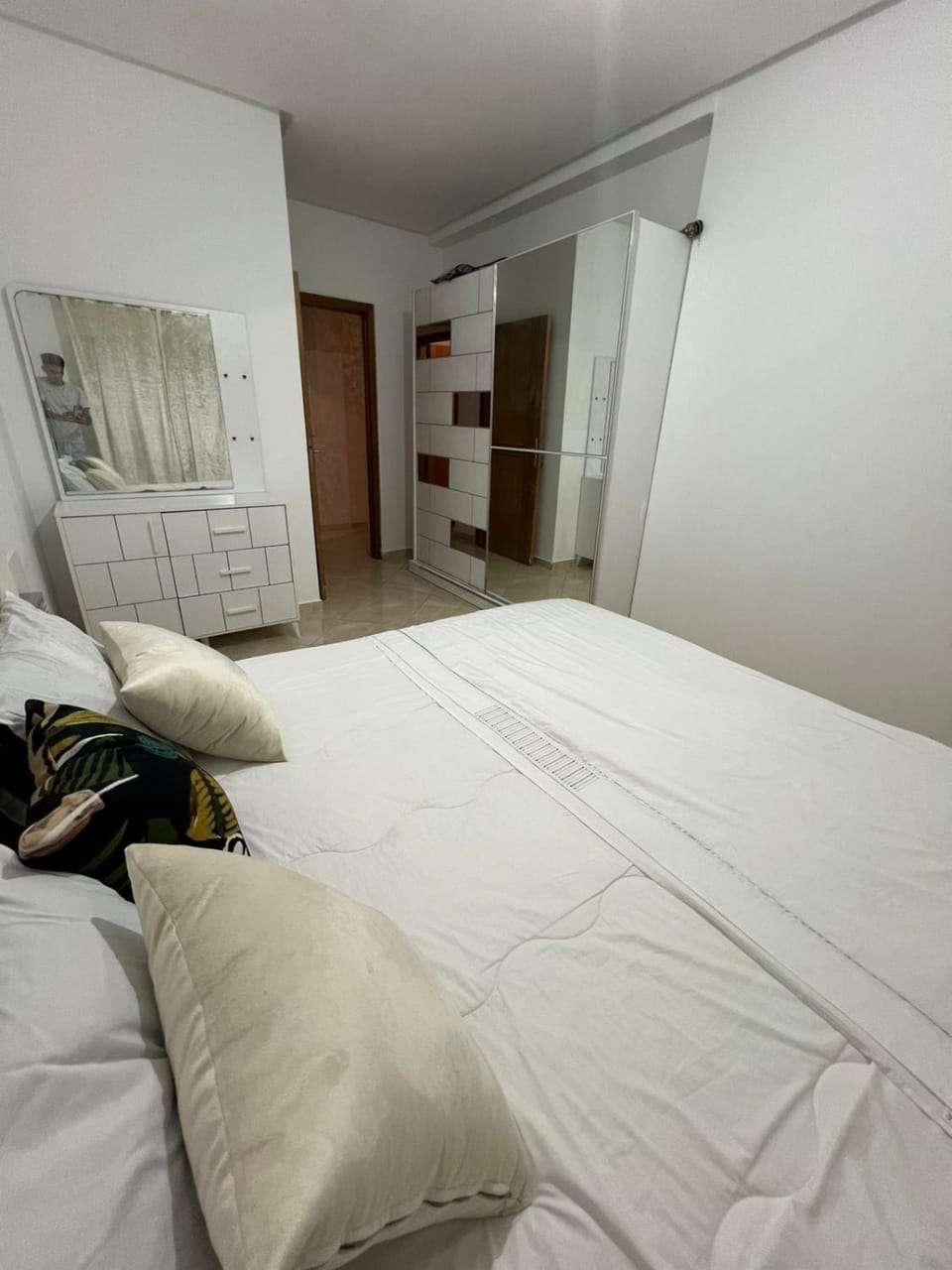 L'appartement est d'un blanc pur Apartment in Tangier