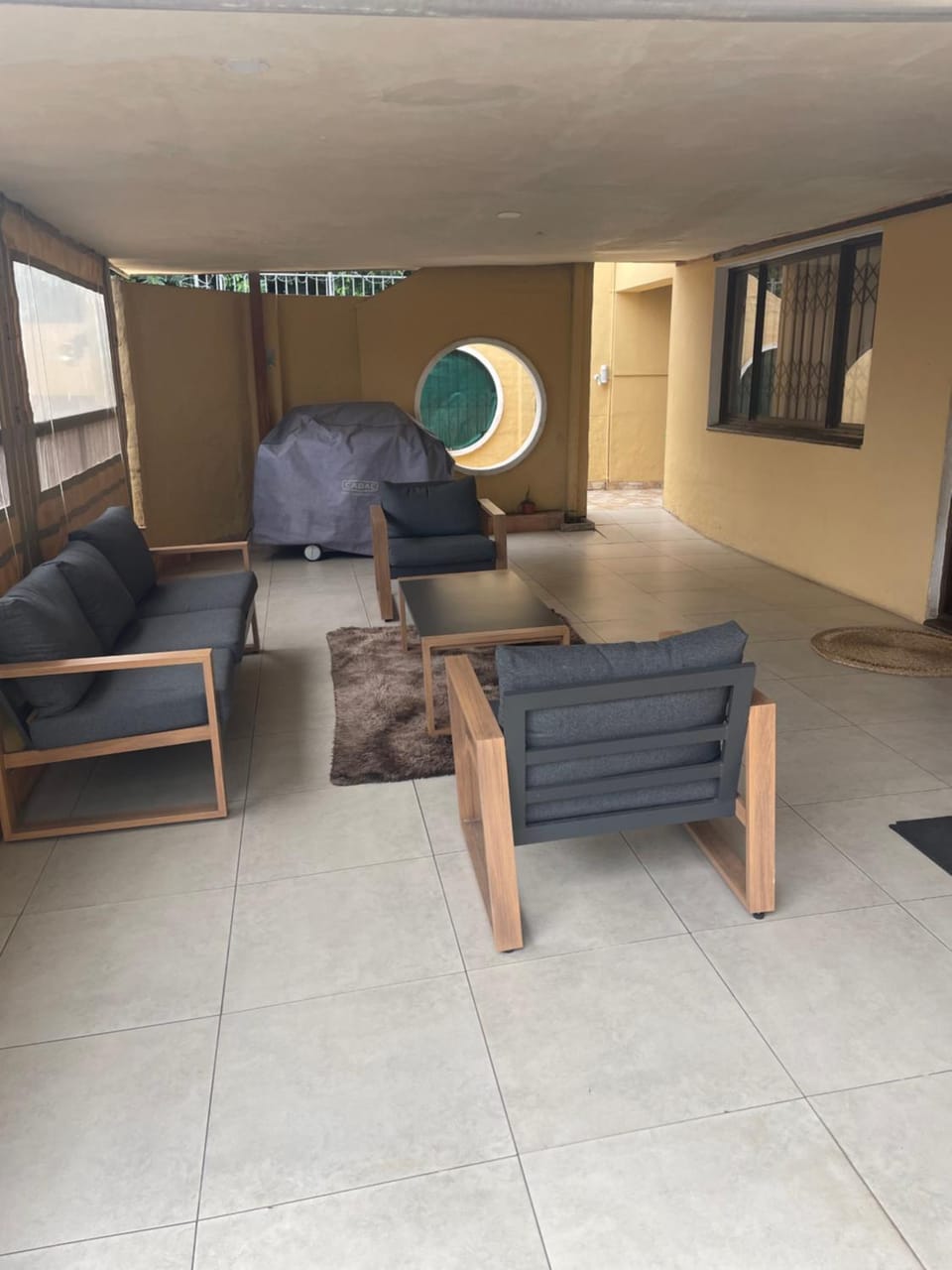 Gugu's Holiday Home House in Durban