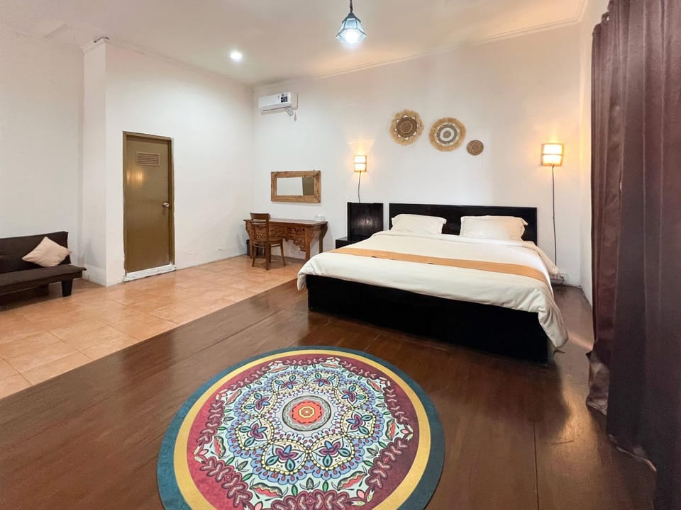 Bed, Photo of the whole room, Bedroom, air conditioner