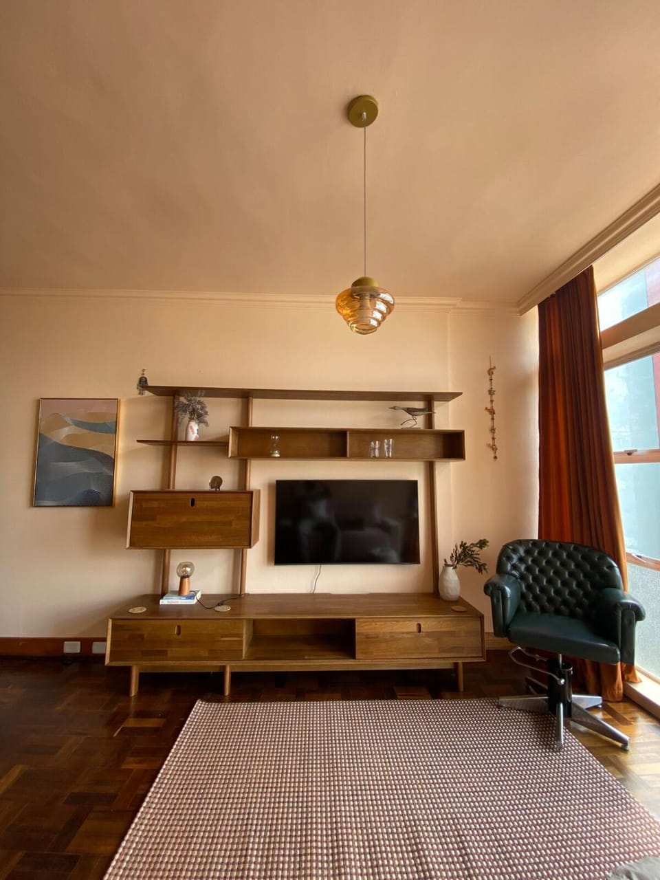 O Imperdível, Grande e Confortável Apto no Coração de Curitiba Com Garagem Apartment in Curitiba