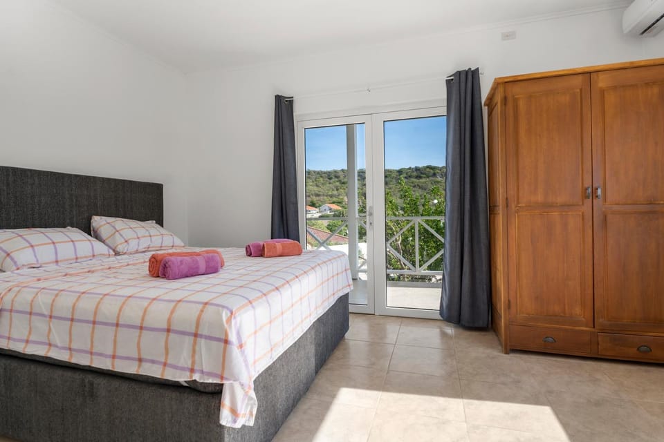 Luxe villa met panoramisch zicht en privézwembad House in Curaçao