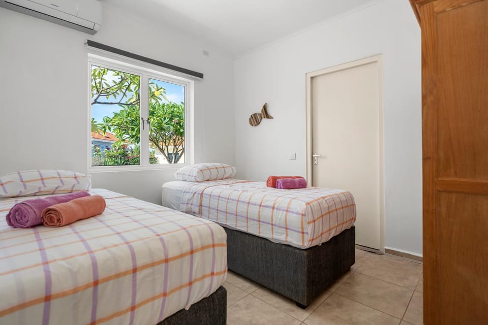 Luxe villa met panoramisch zicht en privézwembad House in Curaçao
