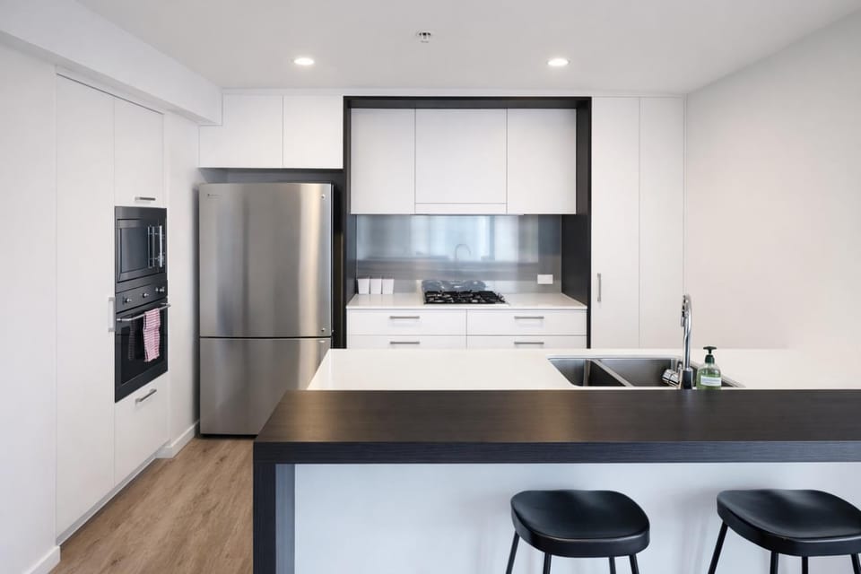 Stylish 2BR Apartment in SODA City Views Parking Apartment in Brisbane City