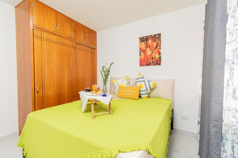 Bedroom, air conditioner