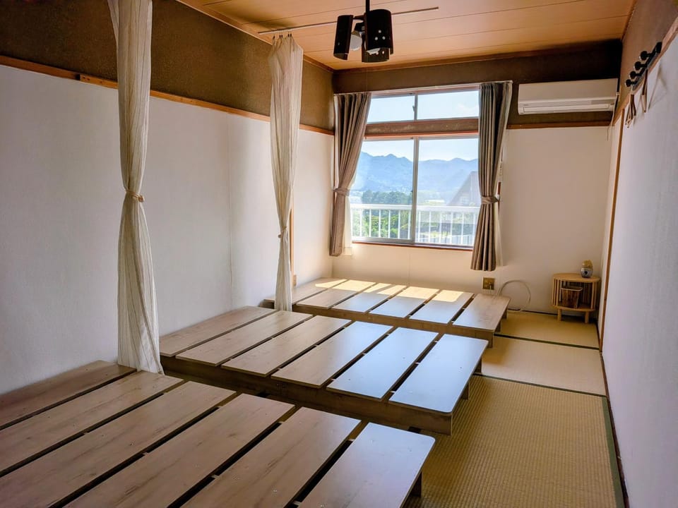 ゲストハウス凪季のやど Bed and Breakfast in Japan