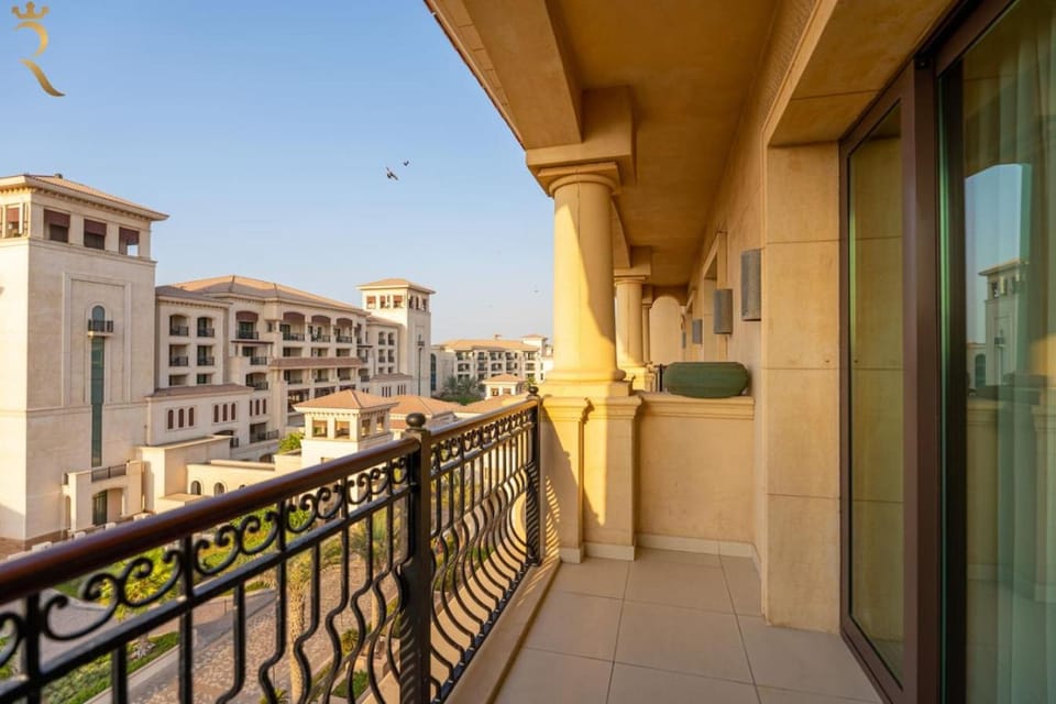 Stylish 1BR - Grand Royale Luxe Escape Apartment in Abu Dhabi