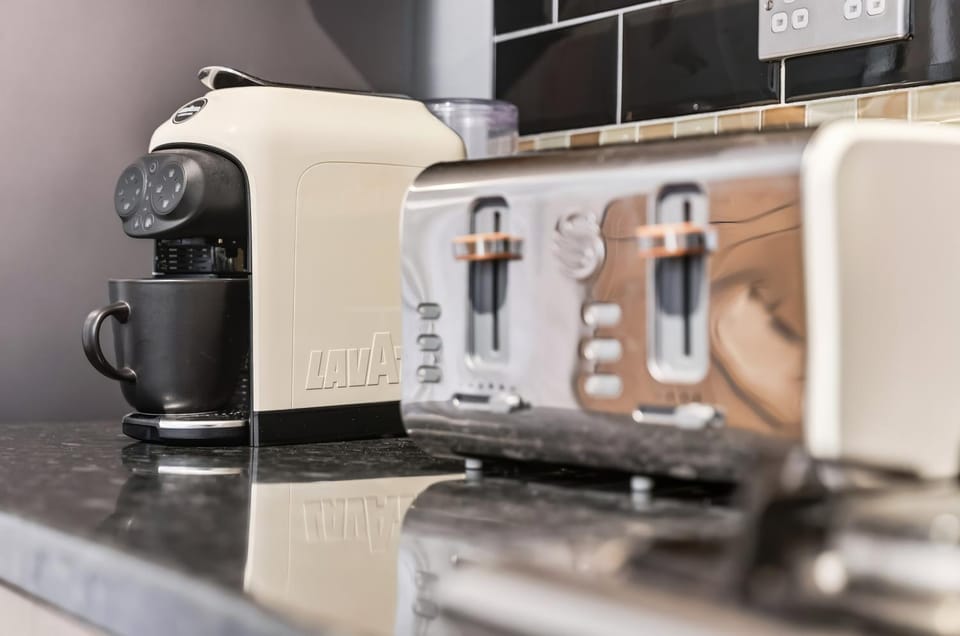 Coffee/tea facilities, Kitchen or kitchenette, toaster