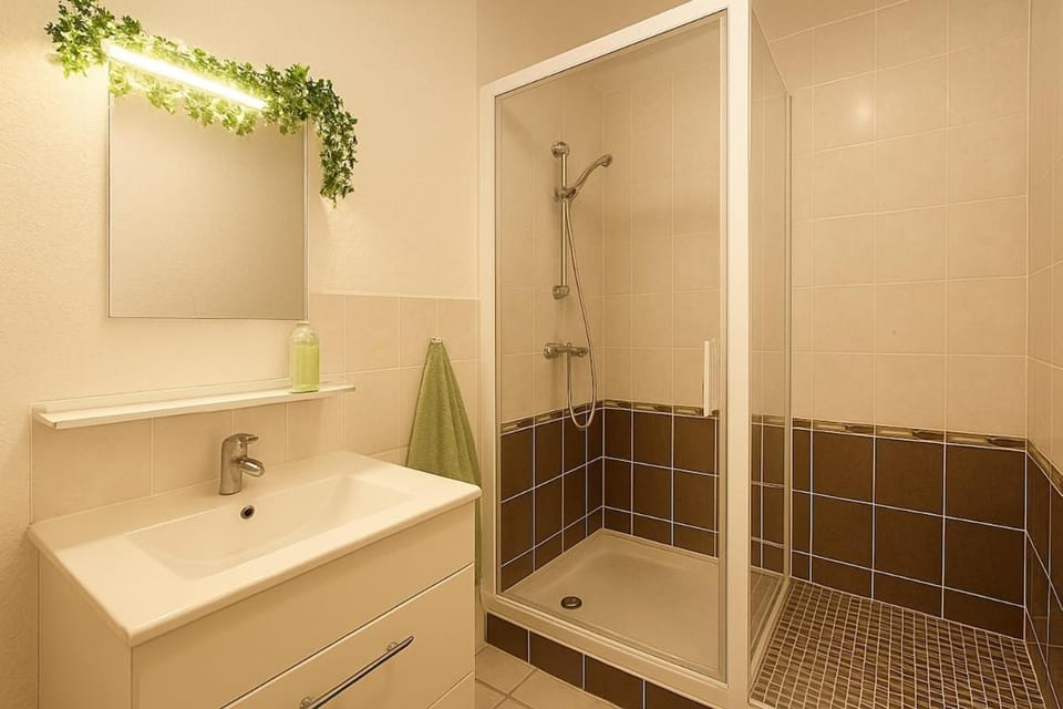 Family Budget climatisé Apartment in Gréoux-les-Bains