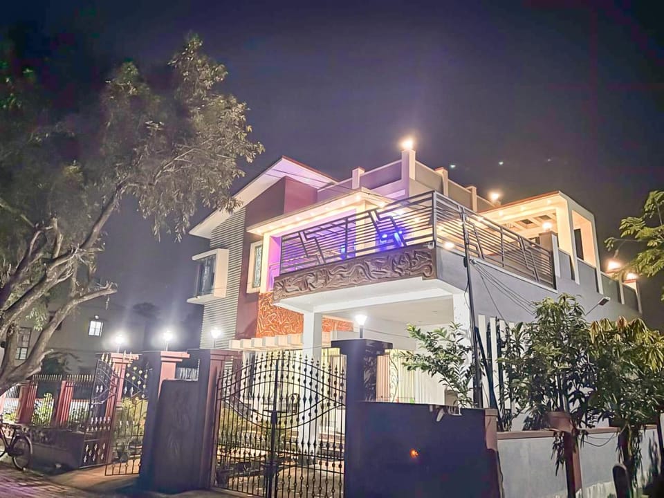 Property building, Night