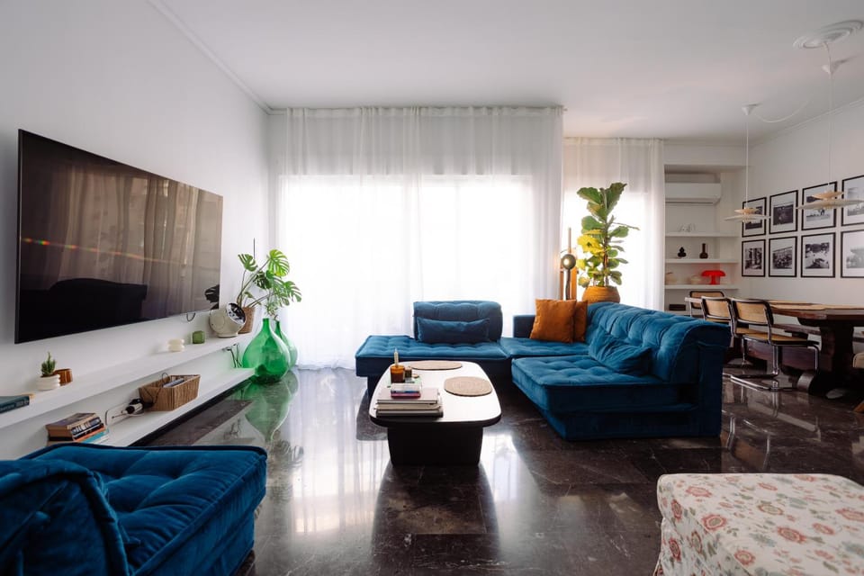 Unique 2BD 115m2 Design Apt with airconditioning near Acropolis Apartment in Athens