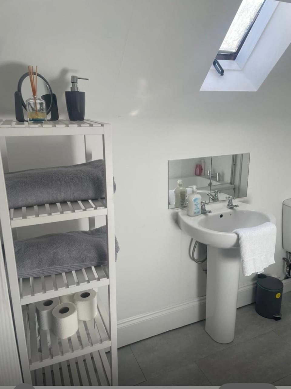 Flat 2 Meadow view Apartment in England