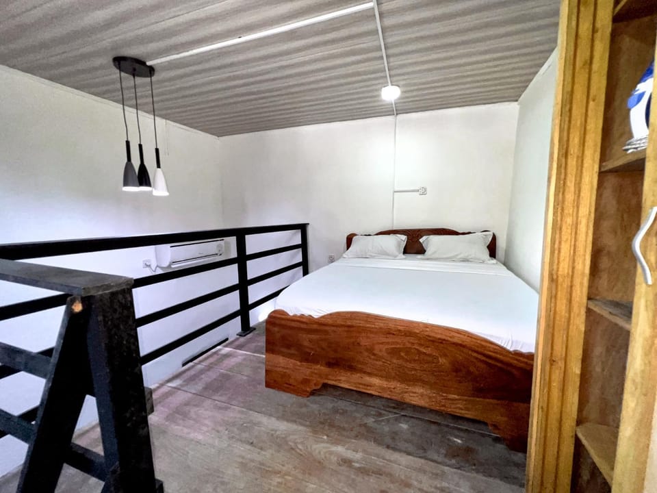 Mezzanine Studio Bonapriso Apartment in Douala