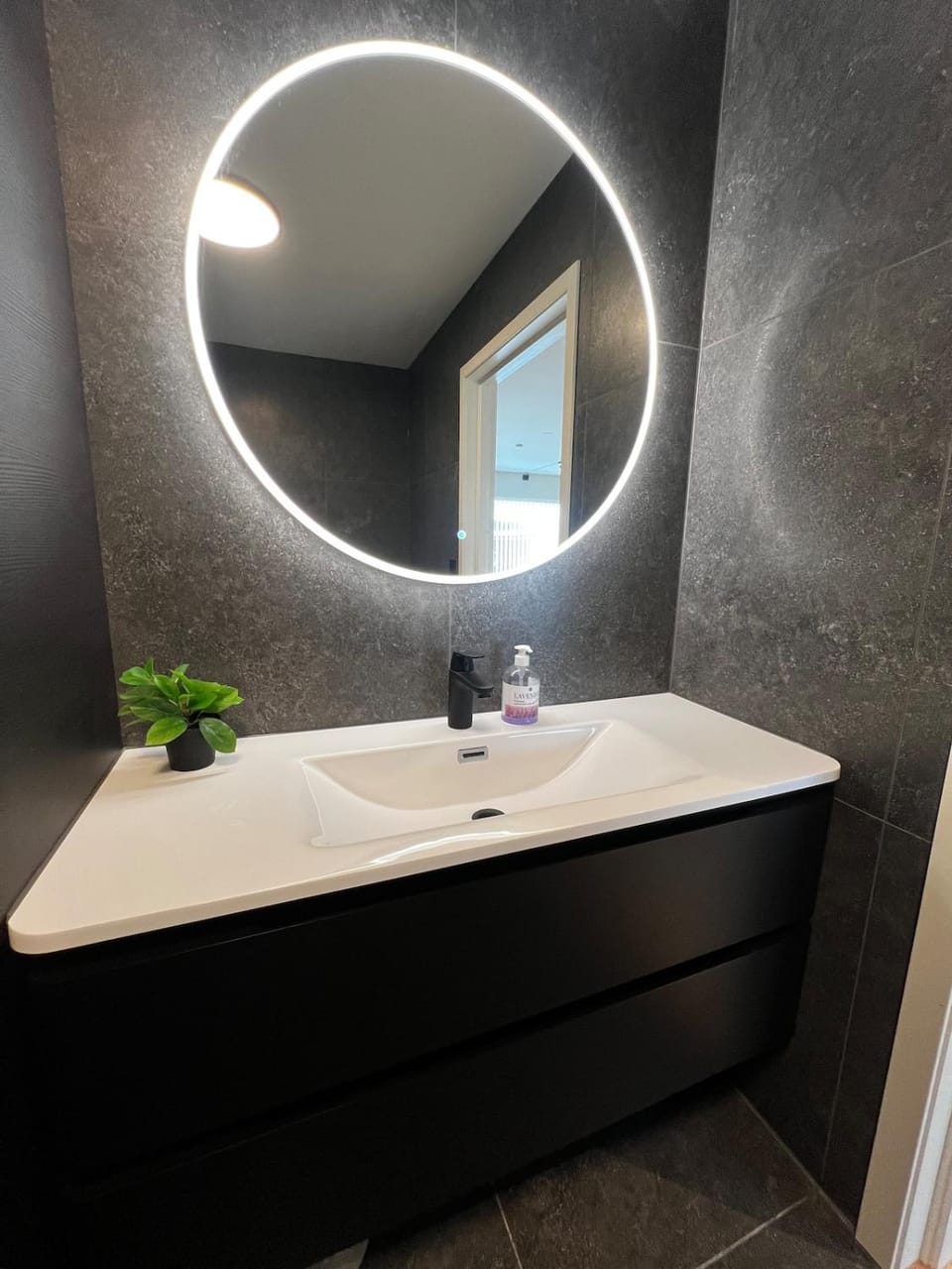Newly refurbished apartment in the city center Apartment in Trondelag