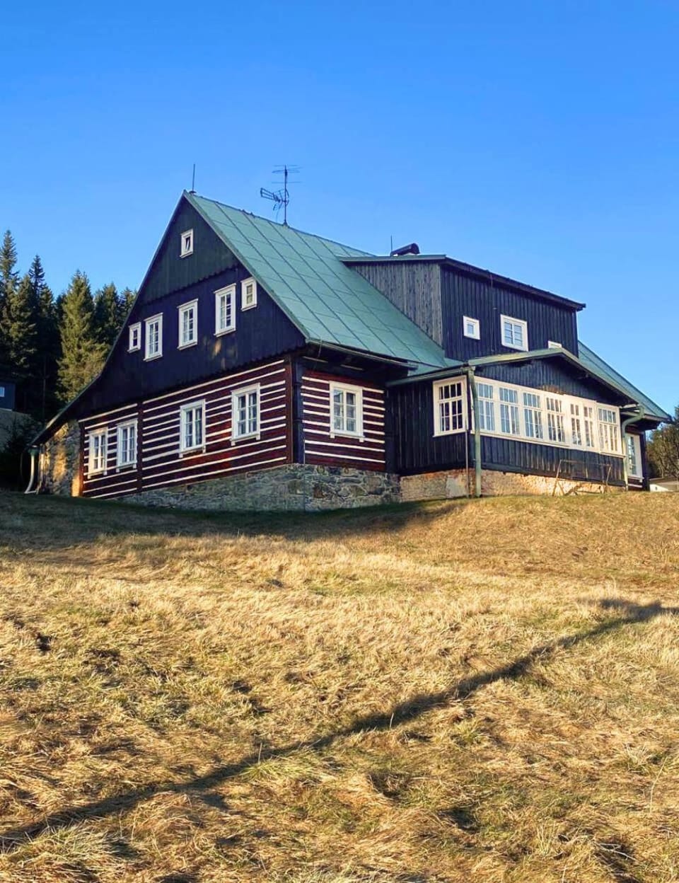 Property building, Day