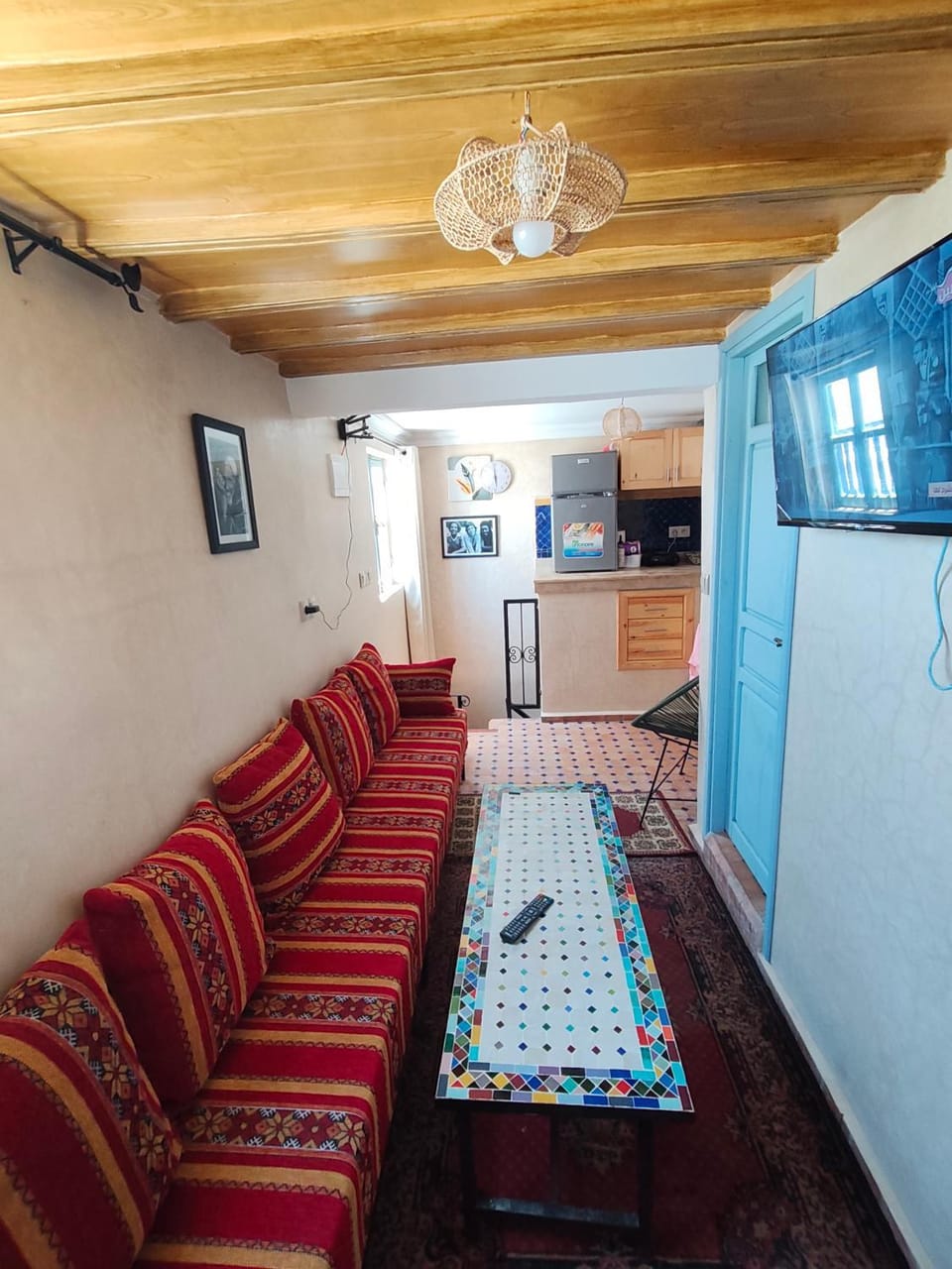 Charming 4 Floor Private House with Fast WiFi and Sunny Terrace House in Essaouira