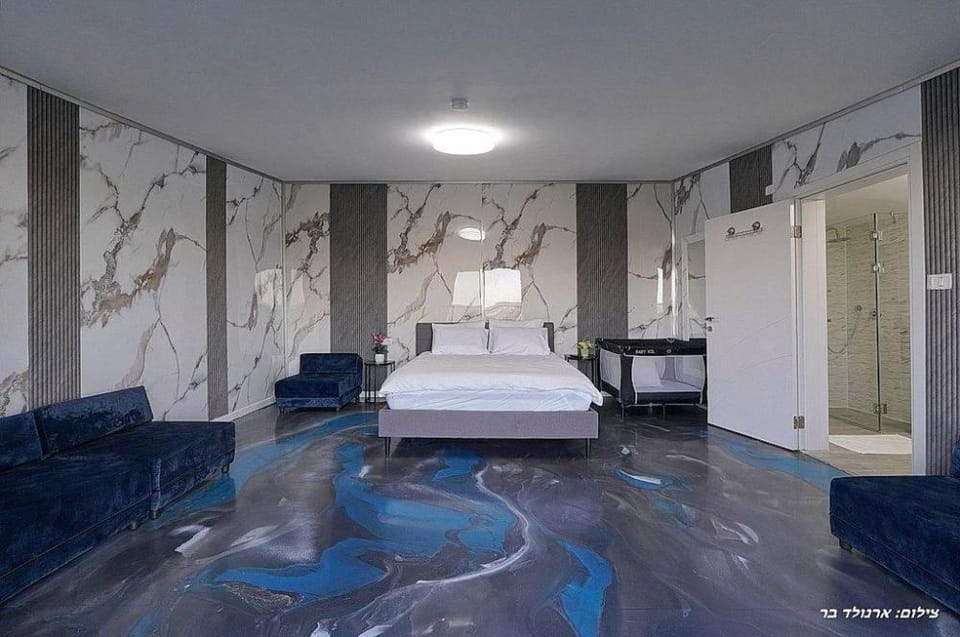 Bed, Photo of the whole room, Bedroom, towels, wardrobe