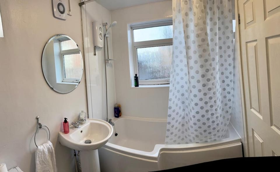 Shower, Bathroom, Bath