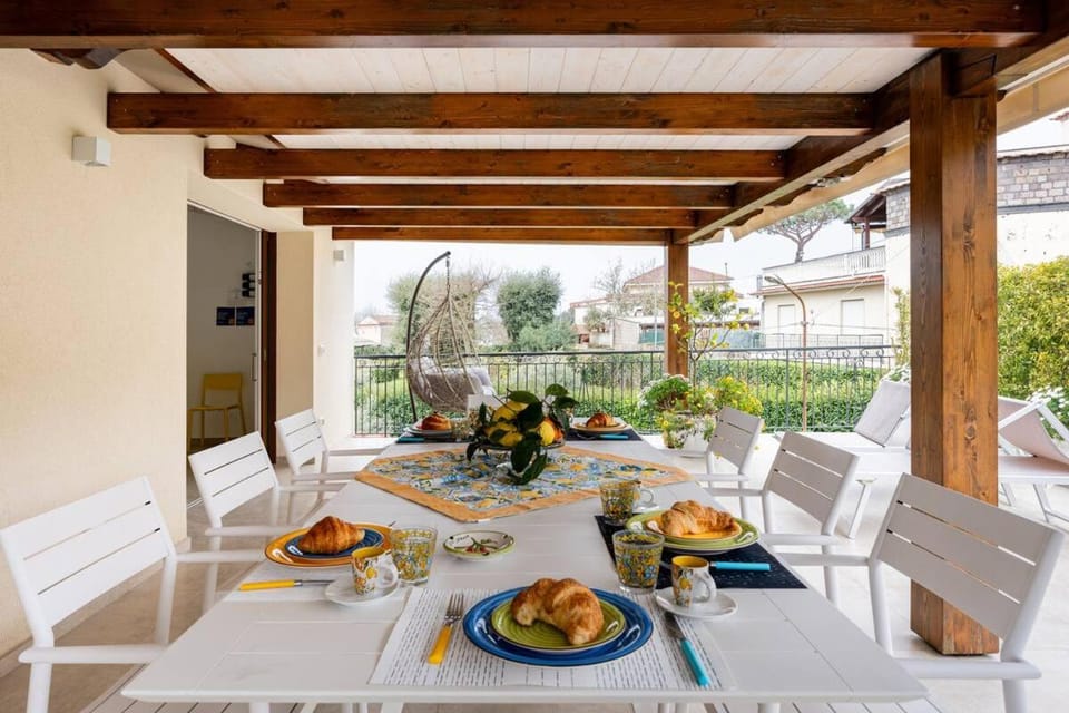 Balcony/Terrace, Dining area