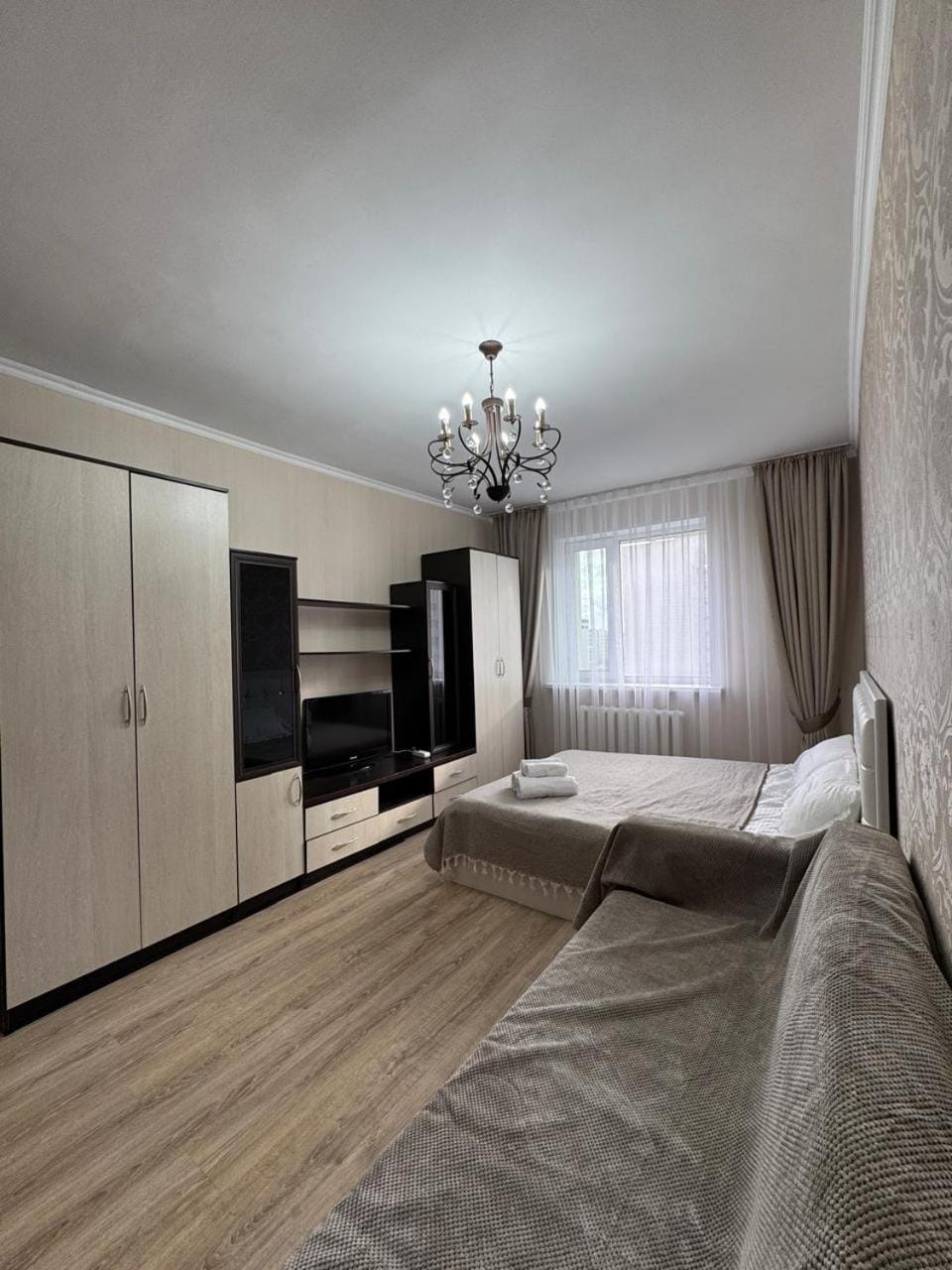 Bed, TV and multimedia, Photo of the whole room, Bedroom, wardrobe